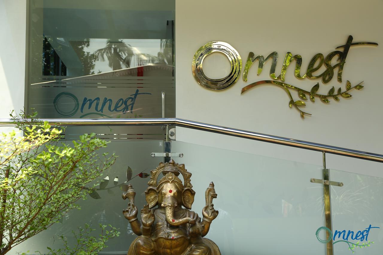 Omnest Hotel Kochi Exterior photo