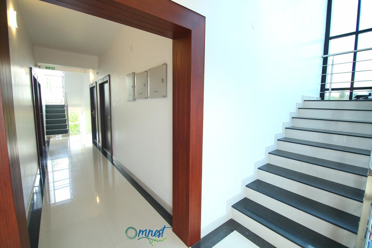 Omnest Hotel Kochi Exterior photo