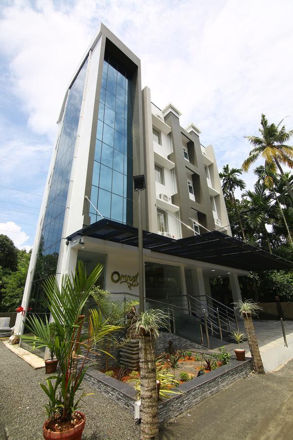 Omnest Hotel Kochi Exterior photo